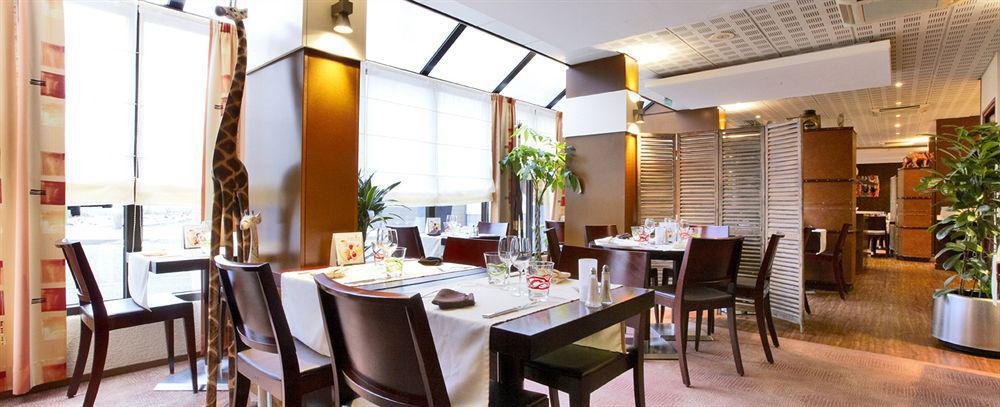 Kyriad Hotel Nevers Centre Экстерьер фото